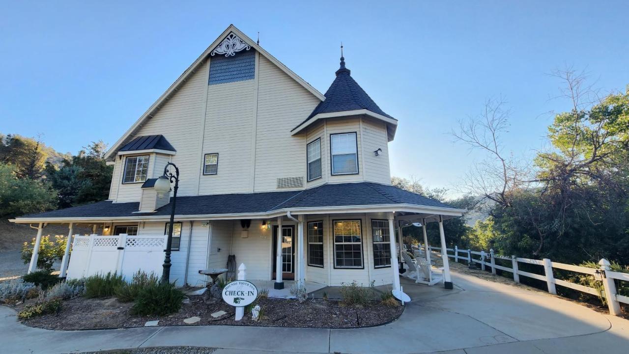 Hounds Tooth Inn Oakhurst Exteriör bild