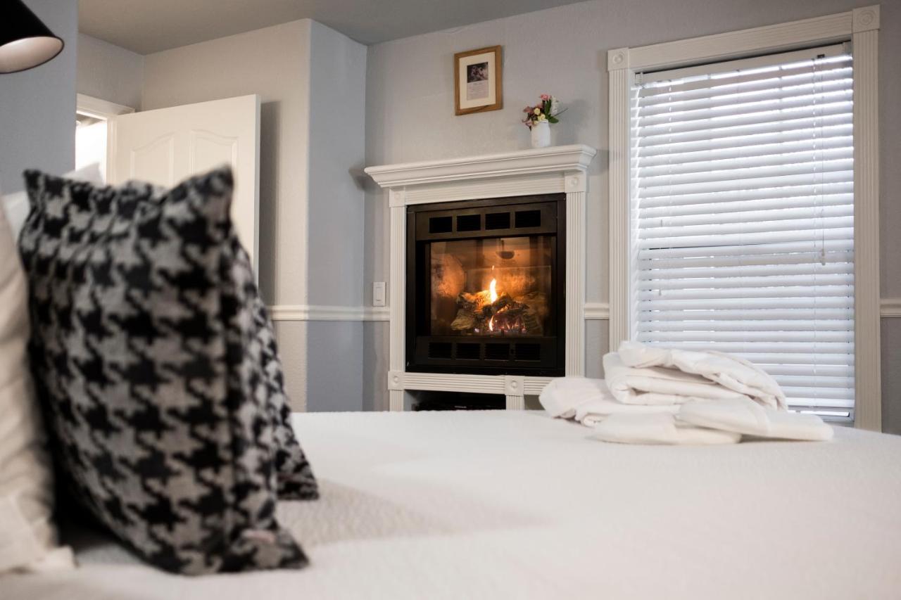 Hounds Tooth Inn Oakhurst Exteriör bild