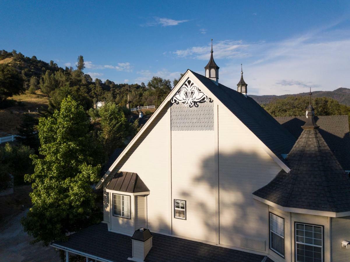 Hounds Tooth Inn Oakhurst Exteriör bild
